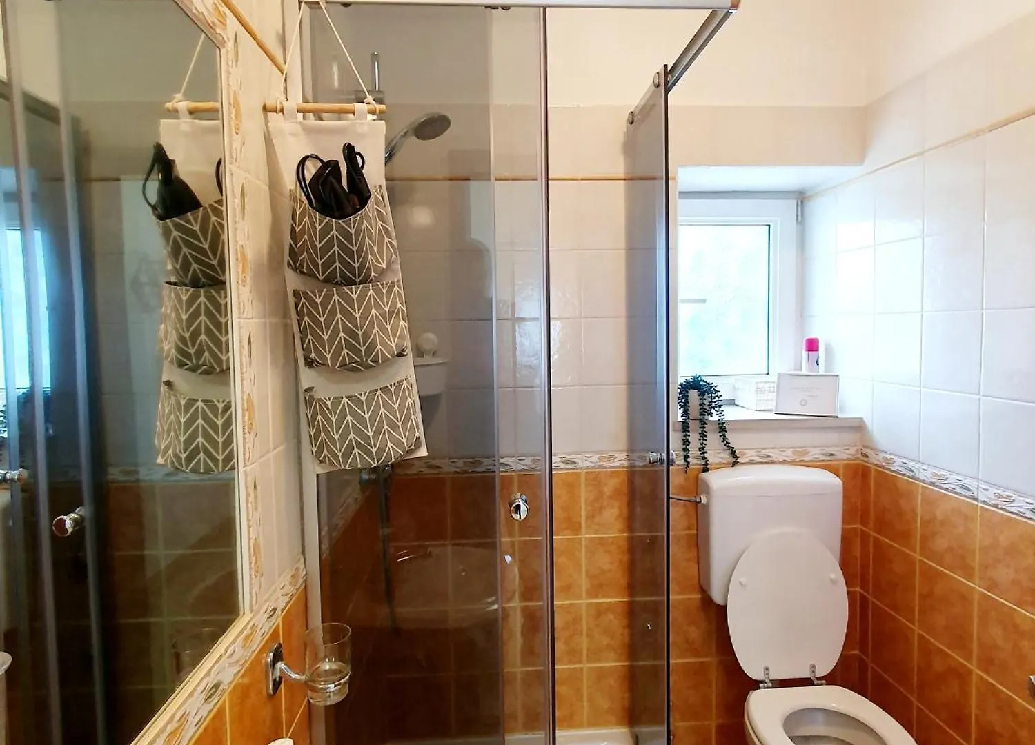Pensionat Diana Apartment Gabonjin
